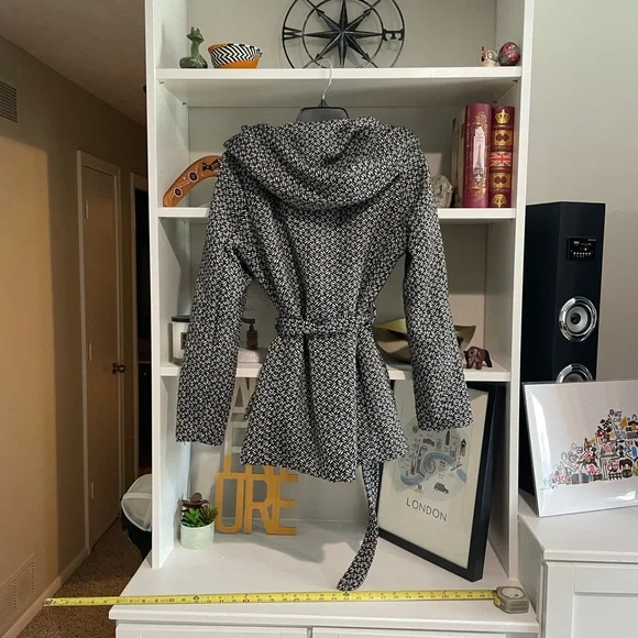 Fun jacket - Picture 2 of 5